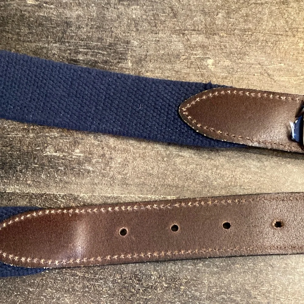 Vineyard Vines Kids Whale‎ Pattern Canvas Belt Size 32 Pink Blue Nautical